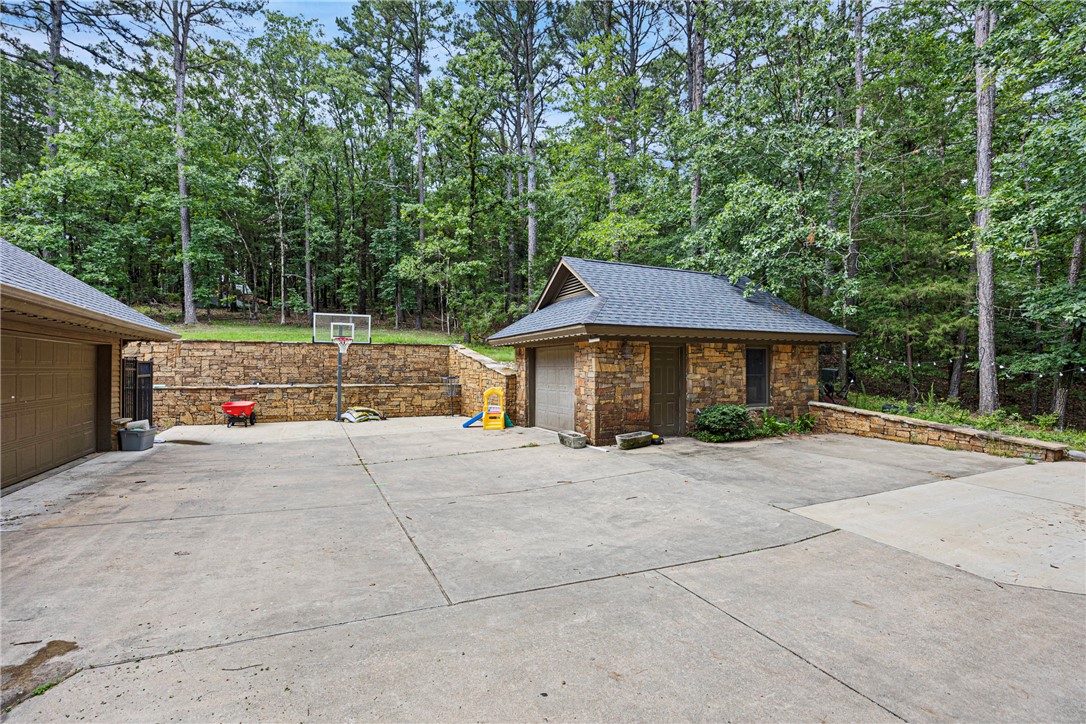 River Oaks - Residential