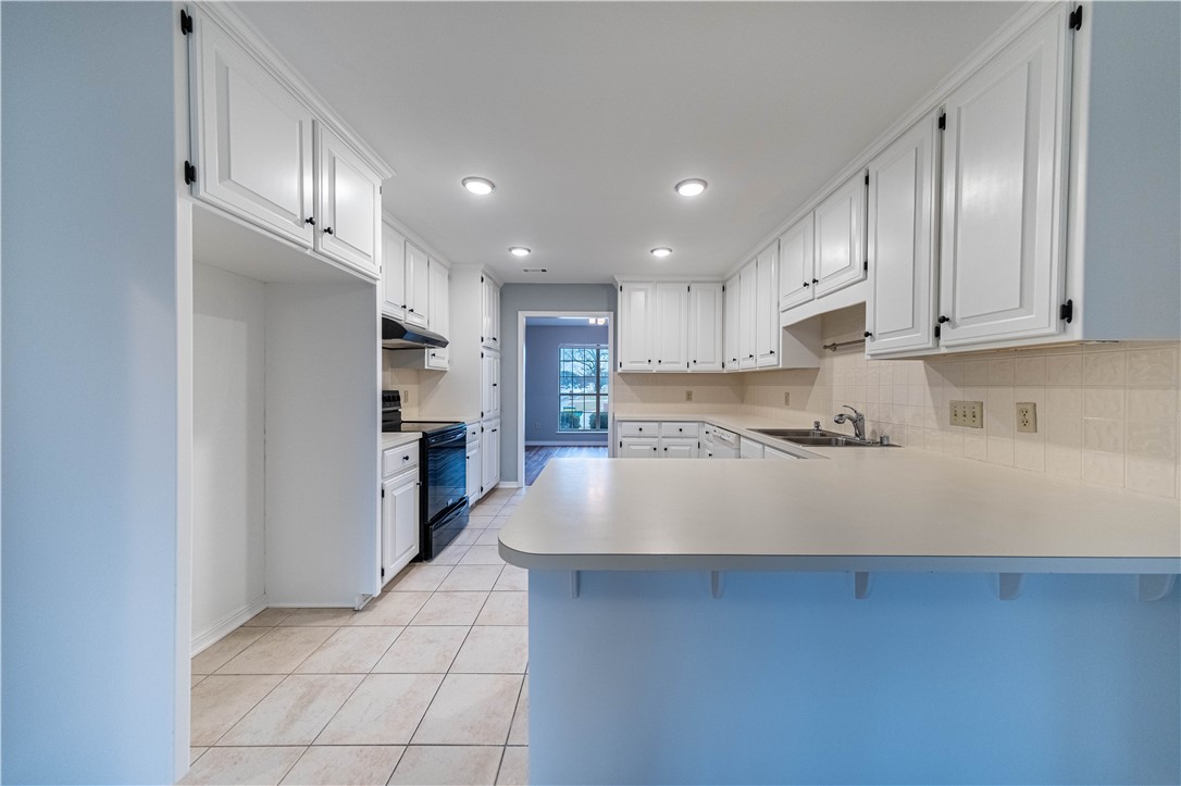 Oaks Add Ph Ii - Residential Lease