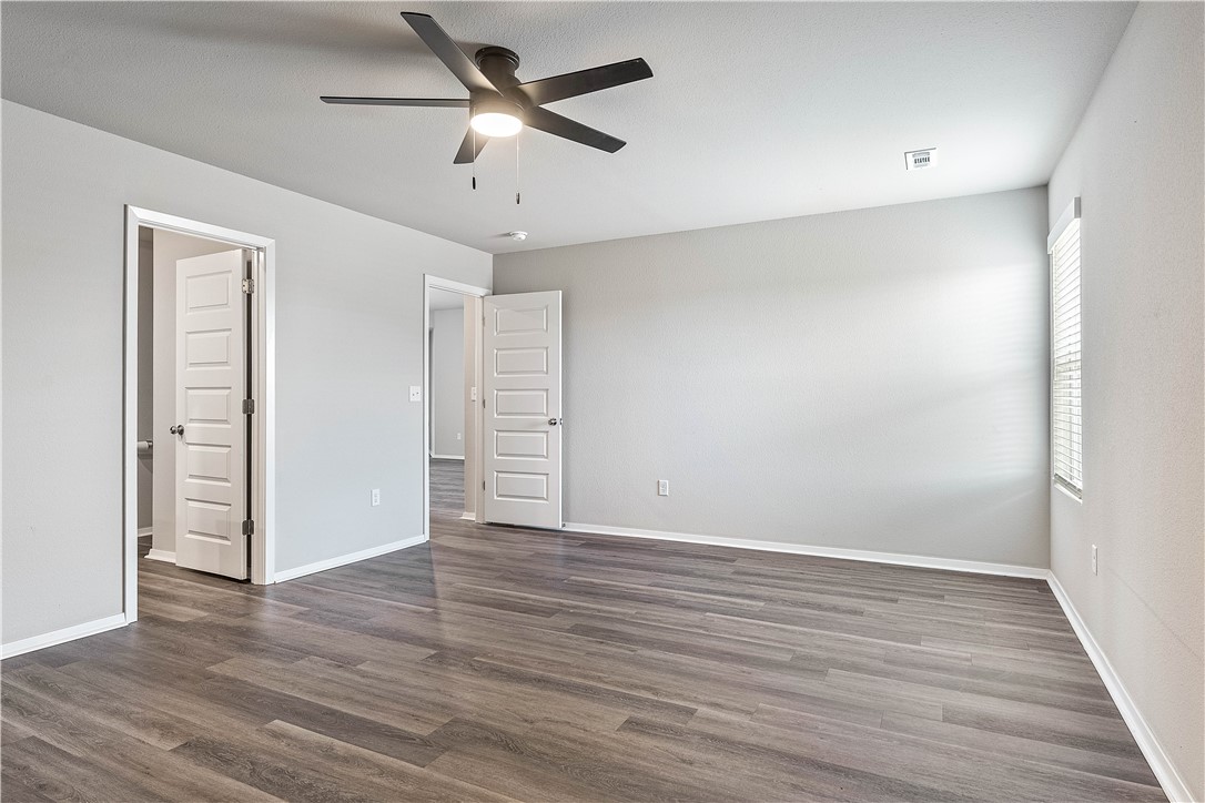 WALNUT HILL SUB PH IV-PEA RIDGE - Residential