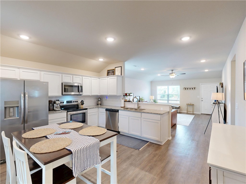 Creekside Meadows - Residential