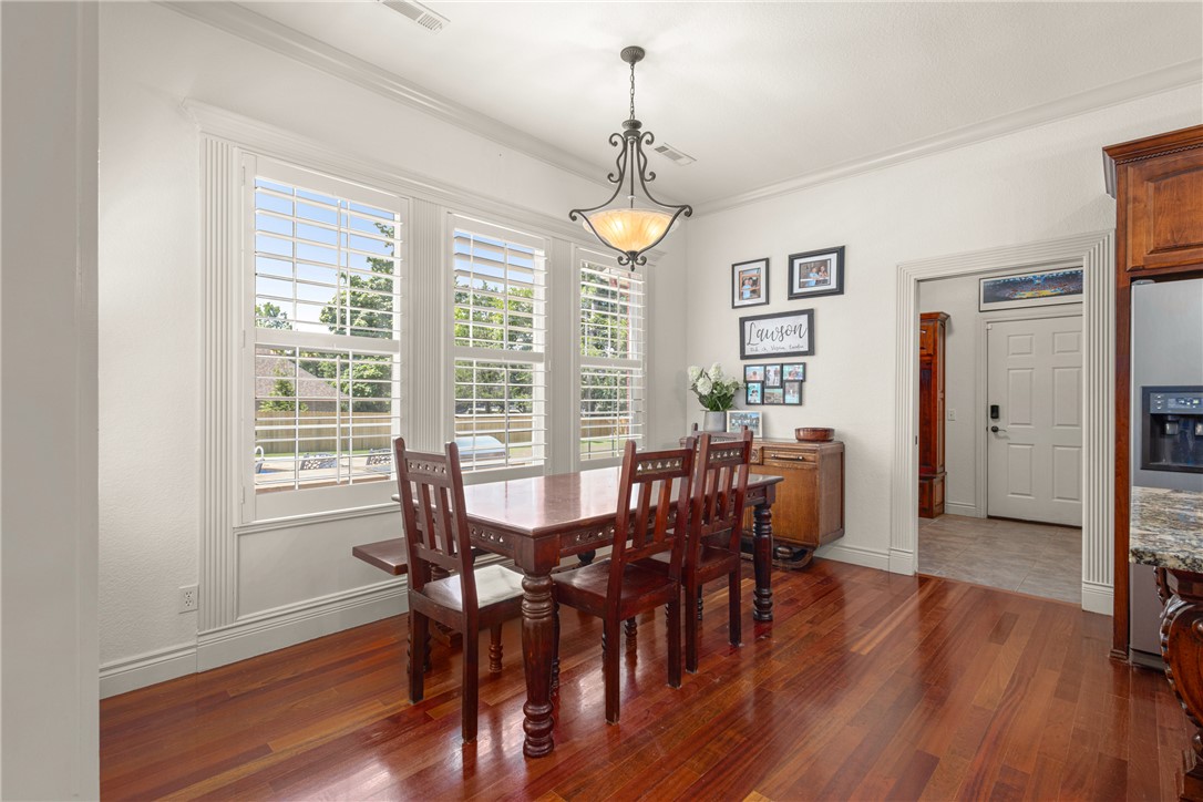 Country Club Estates - Residential