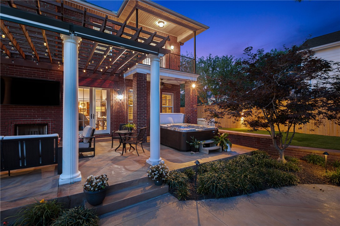 Country Club Estates - Residential