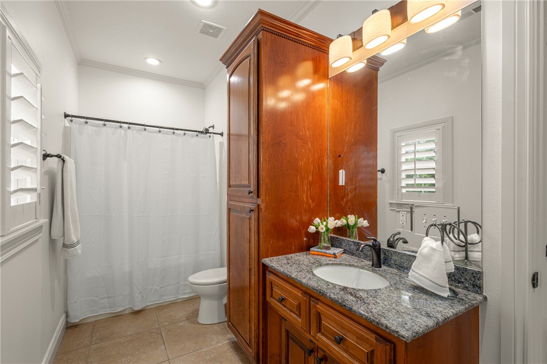 Country Club Estates - Residential