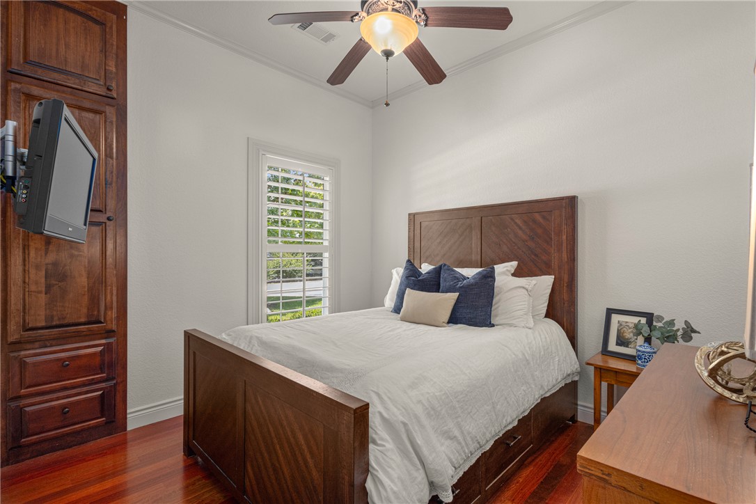Country Club Estates - Residential
