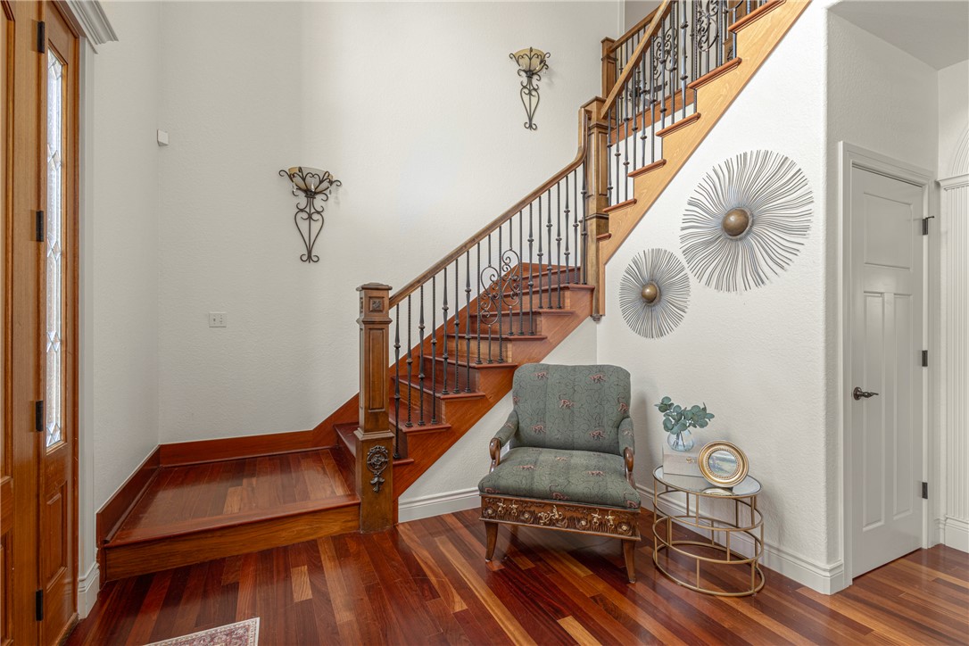 Country Club Estates - Residential