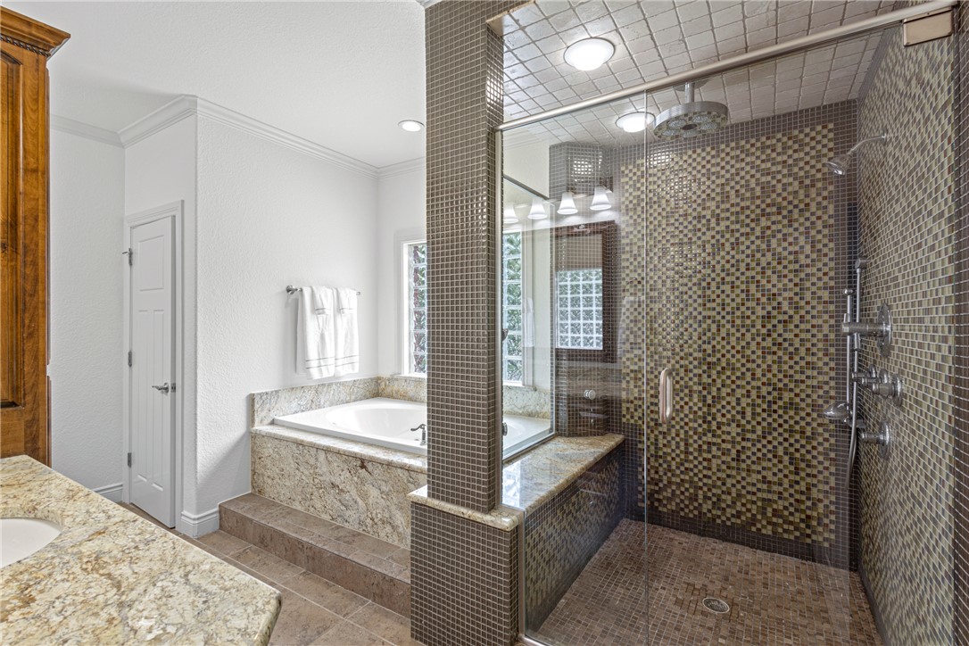 Country Club Estates - Residential