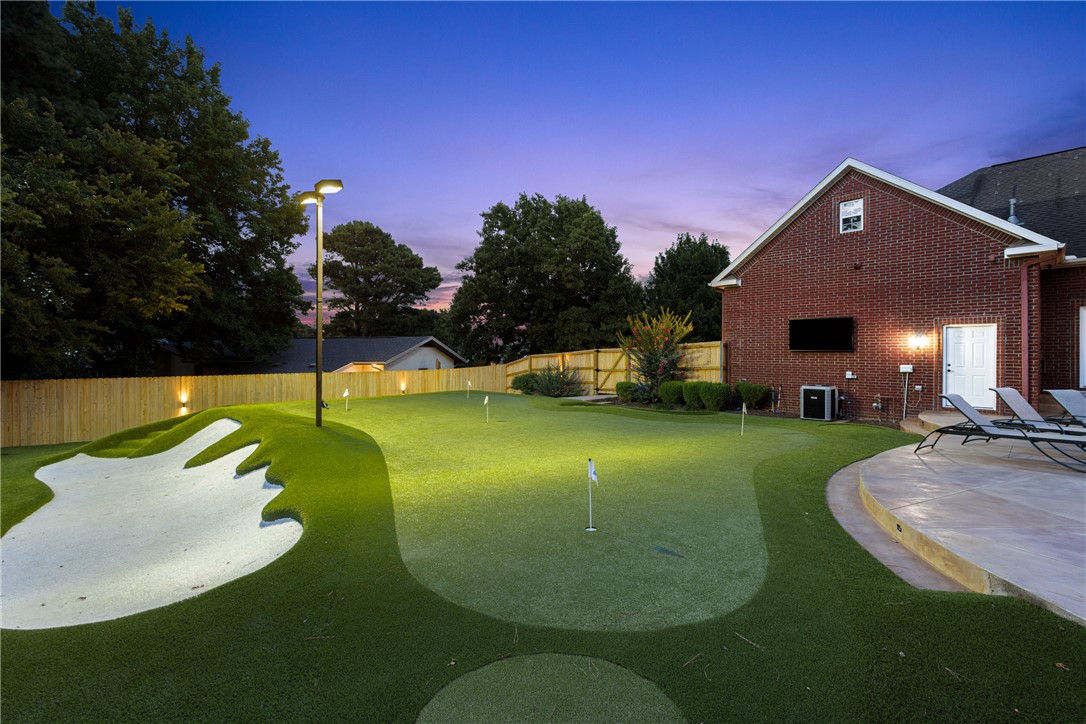 Country Club Estates - Residential