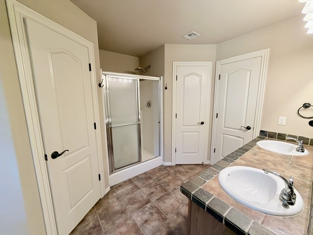 Clabber Creek Ph Iv - Residential Lease
