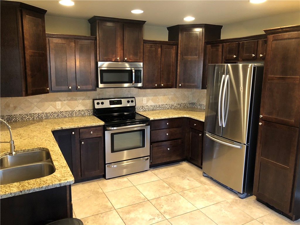 Weatherton PUD Lowell - Residential Lease