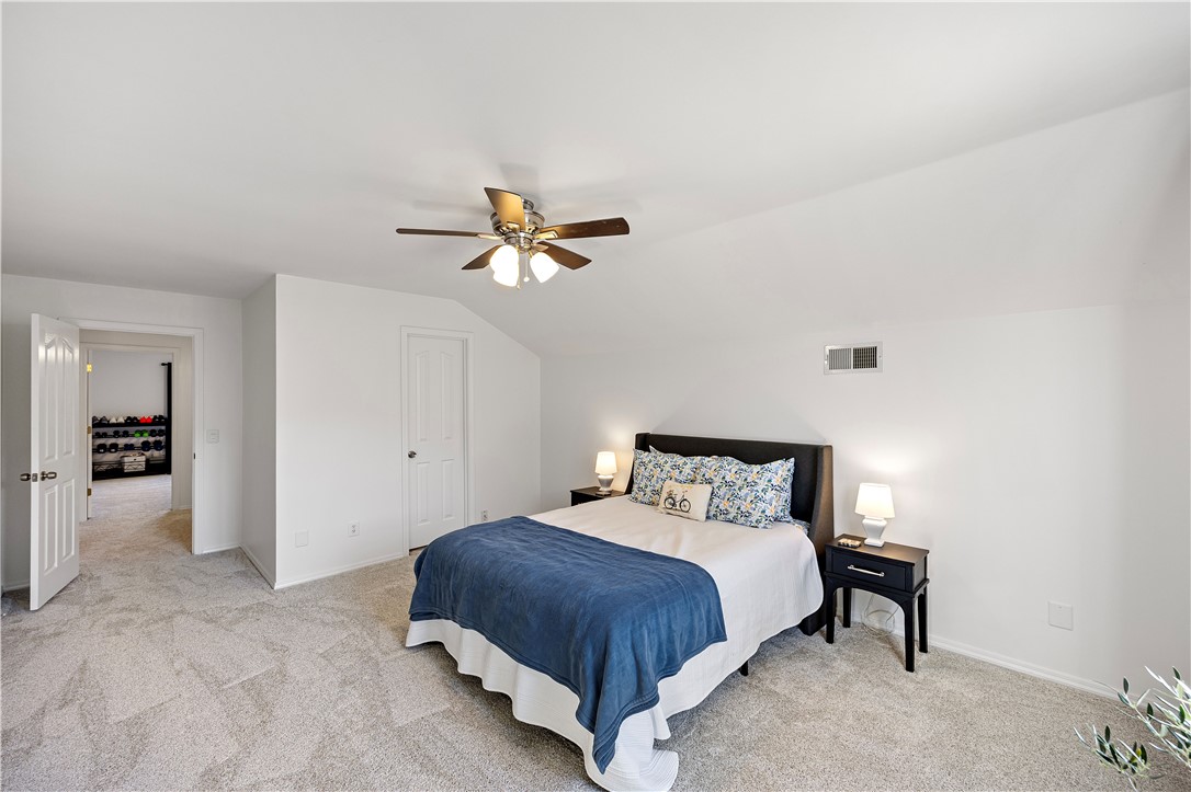 EASTON - Residential