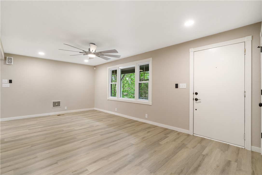 Radnor Sub Bvv - Residential Lease