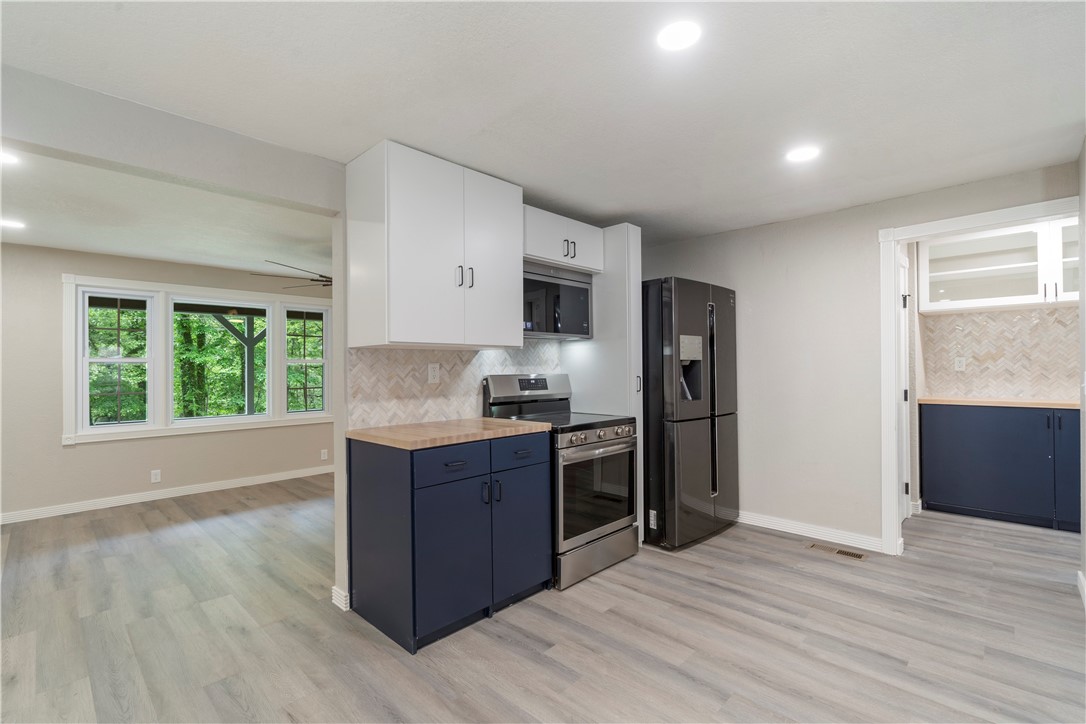 Radnor Sub Bvv - Residential Lease
