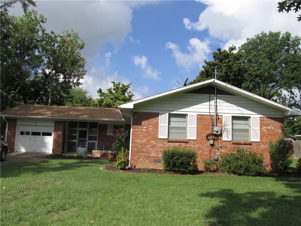 31-20-30 Bentonville - Residential Lease