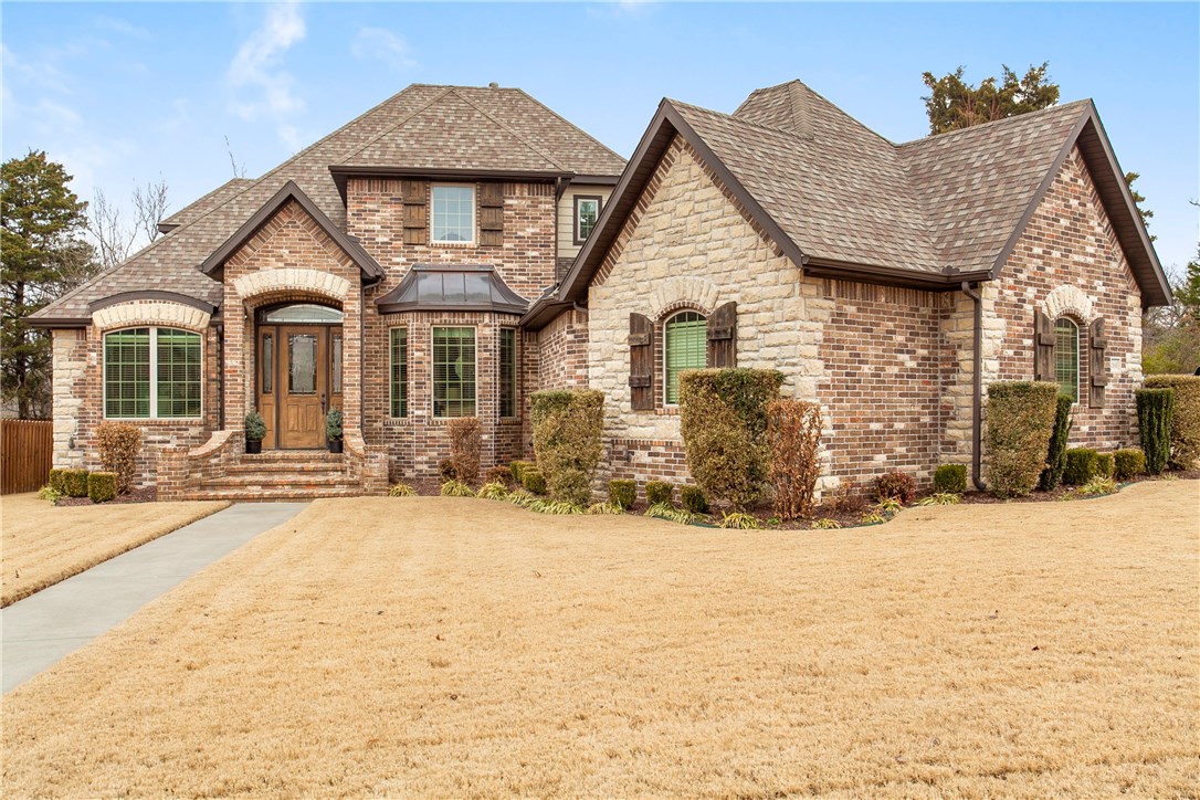 Beautiful custom built 4BR/3.5BA home. Features open floor plan, high ceilings, ceiling fans, wood flooring downstairs, crown molding, recent paint and more. Eat-in kitchen w/upgraded granite counters, gas range w/new backsplash, stainless appliances. Large master w/tray ceiling, private patio access and master bath w/walk-in closet, shower, whirlpool & his/her sinks w/upgraded granite counters. Bonus room could be used as 5th Bedroom. Perfectly located near shopping, restaurants, businesses and more.