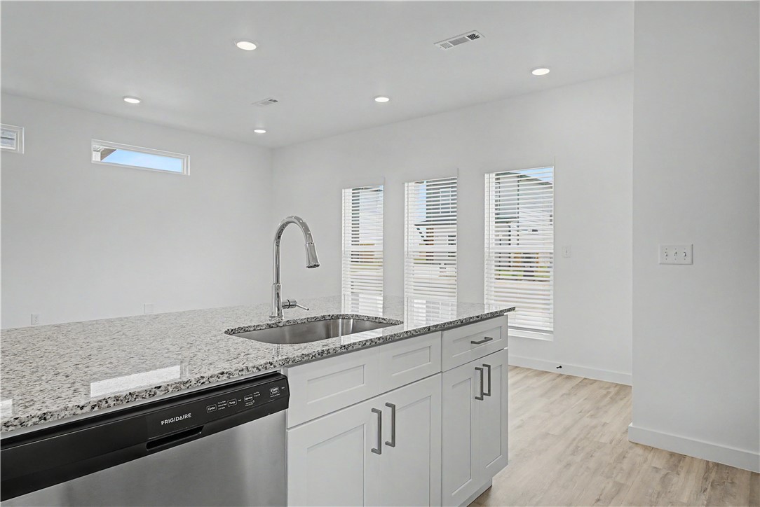 FEATHERSTON WEST SUB PH 1-CENTERTON - Residential