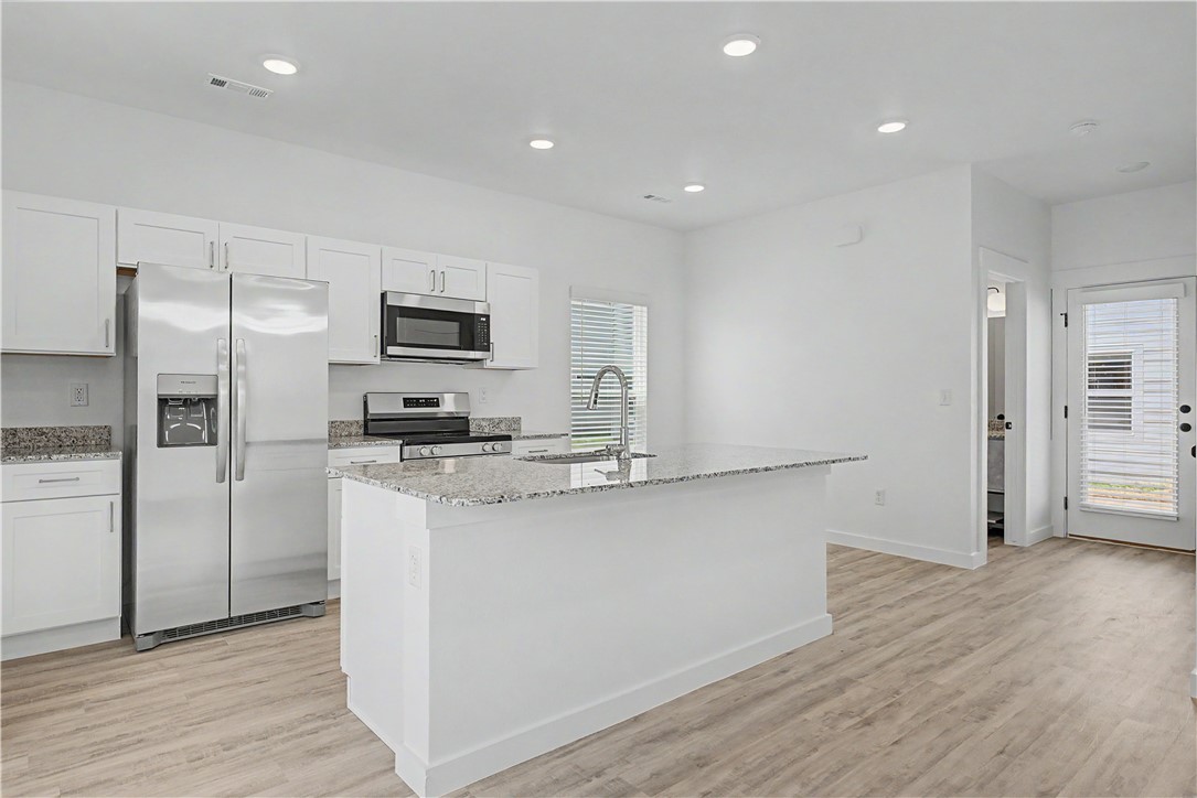FEATHERSTON WEST SUB PH 1-CENTERTON - Residential