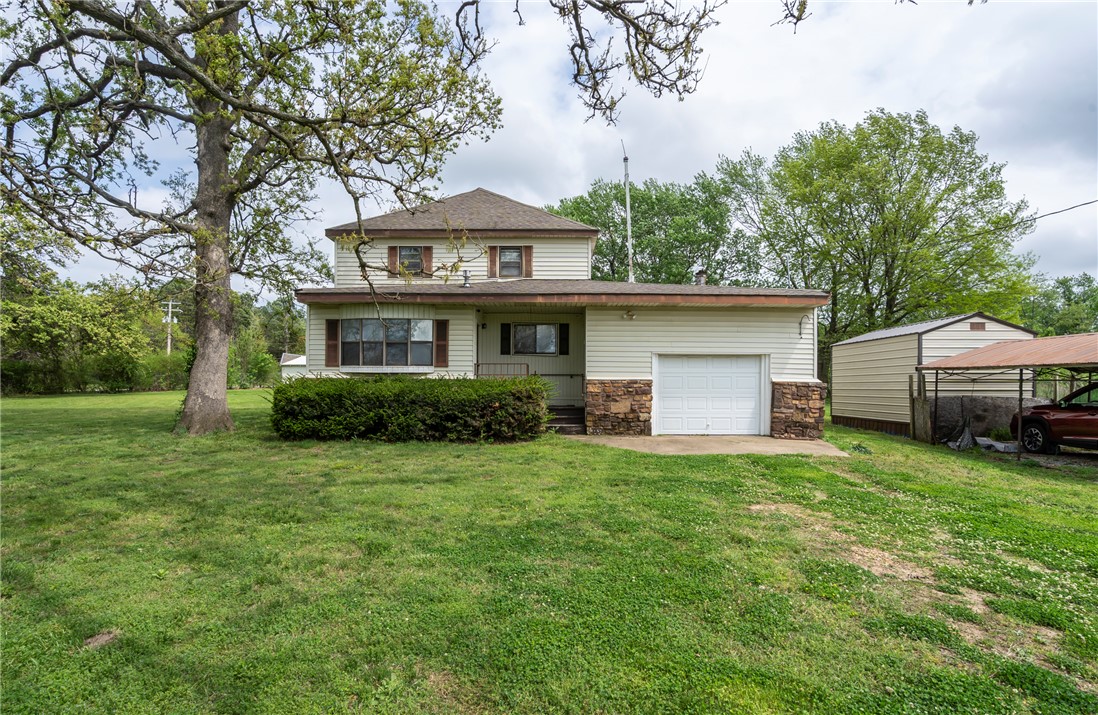2.74 acres with 2172 sq ft home and 7500 sq ft shop/warehouse and various outbuildings. Reserve Auction on June 8 at 10:00 AM. 10% buyers premium added to winning bid and 10% required down at auction. Closing to occur on or before 30 calendar days from date of auction