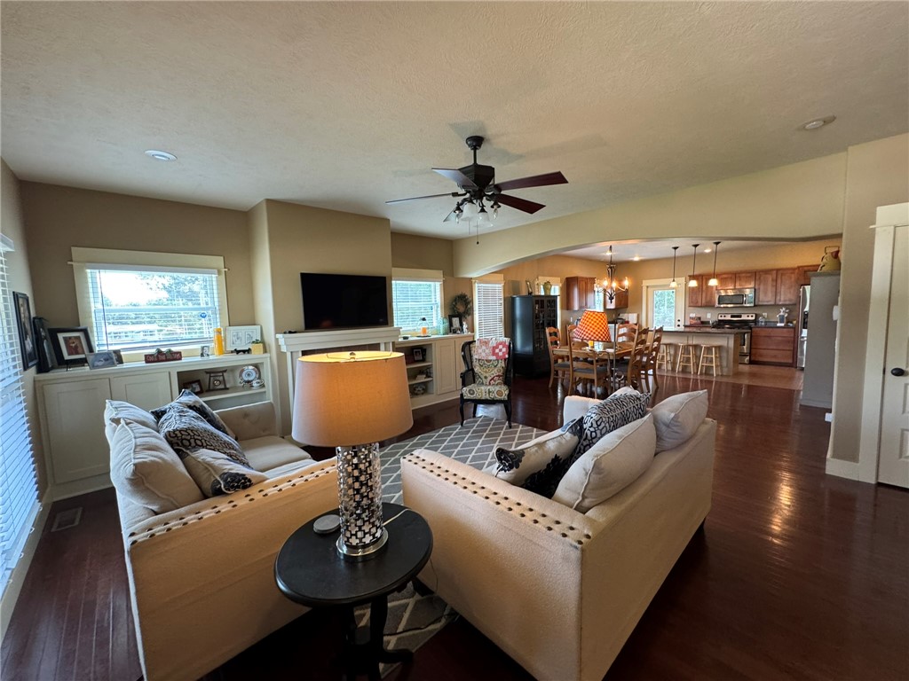 Cobblestone Ridge Ph I - Residential