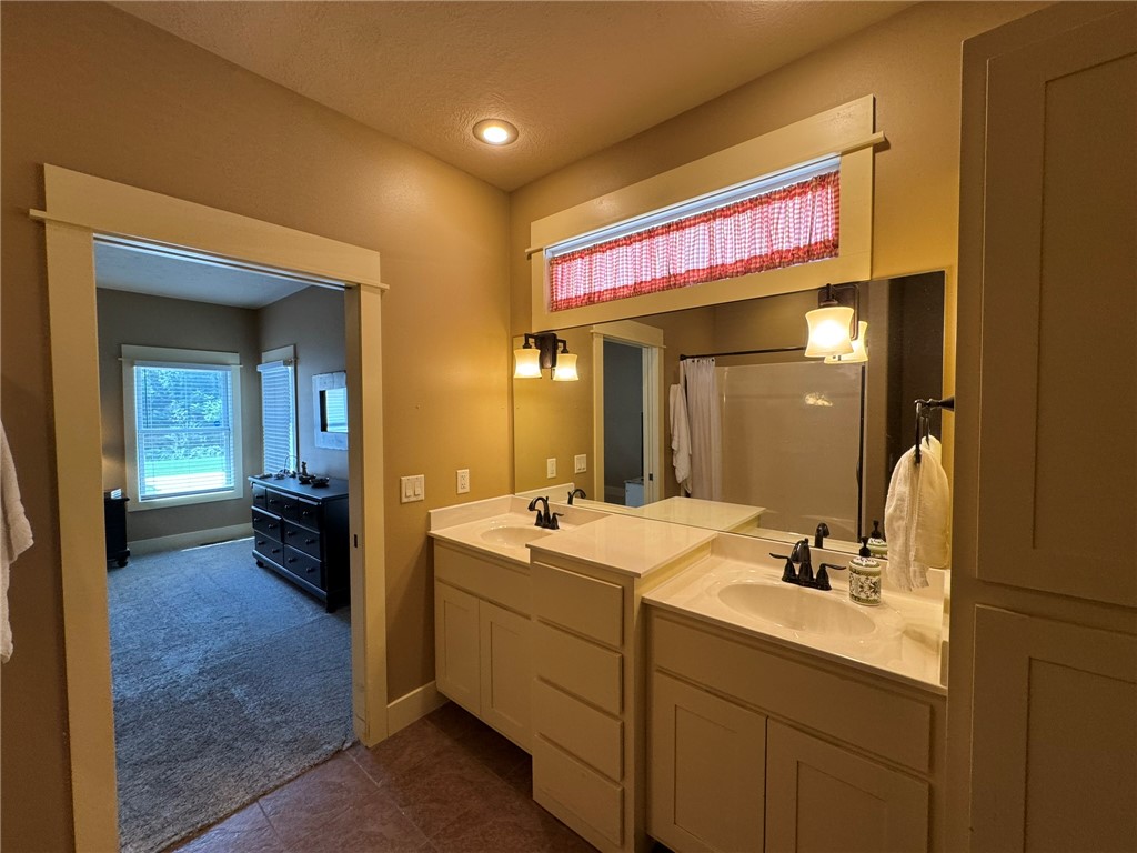 Cobblestone Ridge Ph I - Residential
