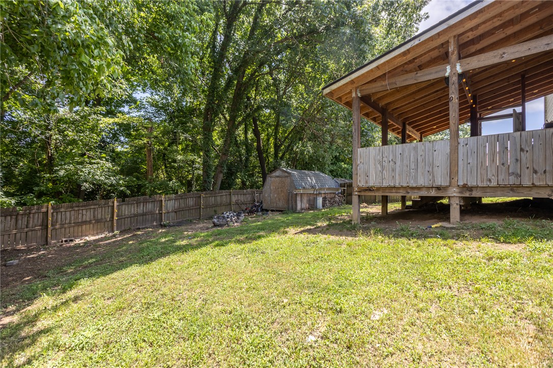 BLUE SPRINGS VILLAGE - Residential