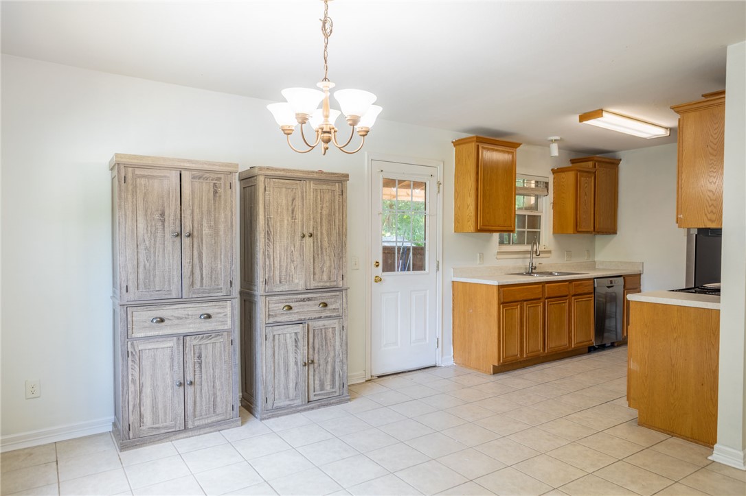 BLUE SPRINGS VILLAGE - Residential