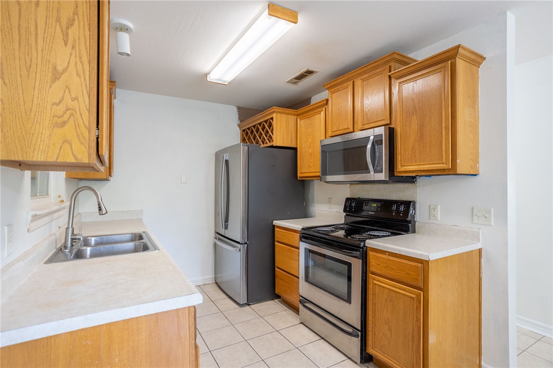 BLUE SPRINGS VILLAGE - Residential