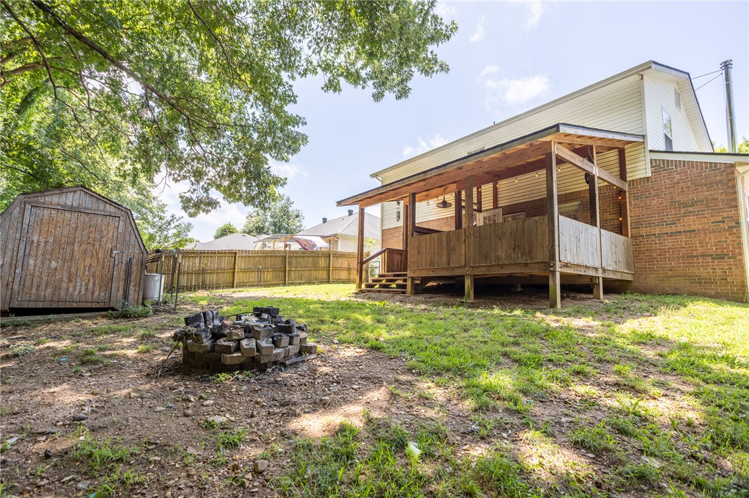 BLUE SPRINGS VILLAGE - Residential