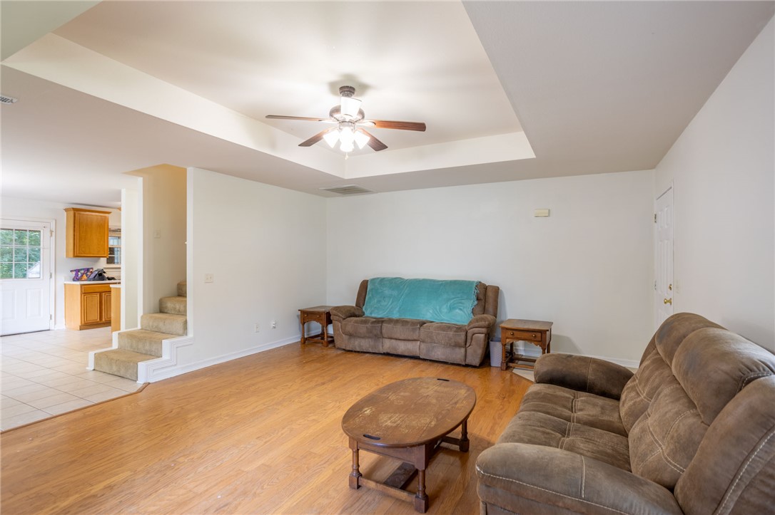 BLUE SPRINGS VILLAGE - Residential