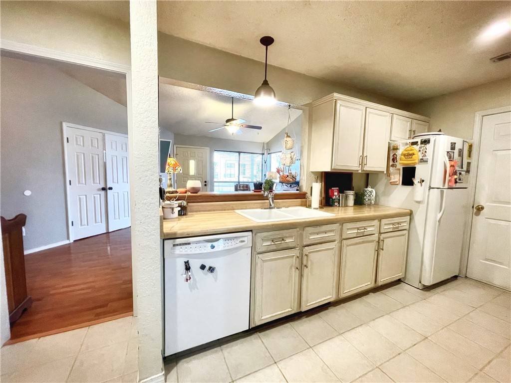 Apple Ridge - Residential