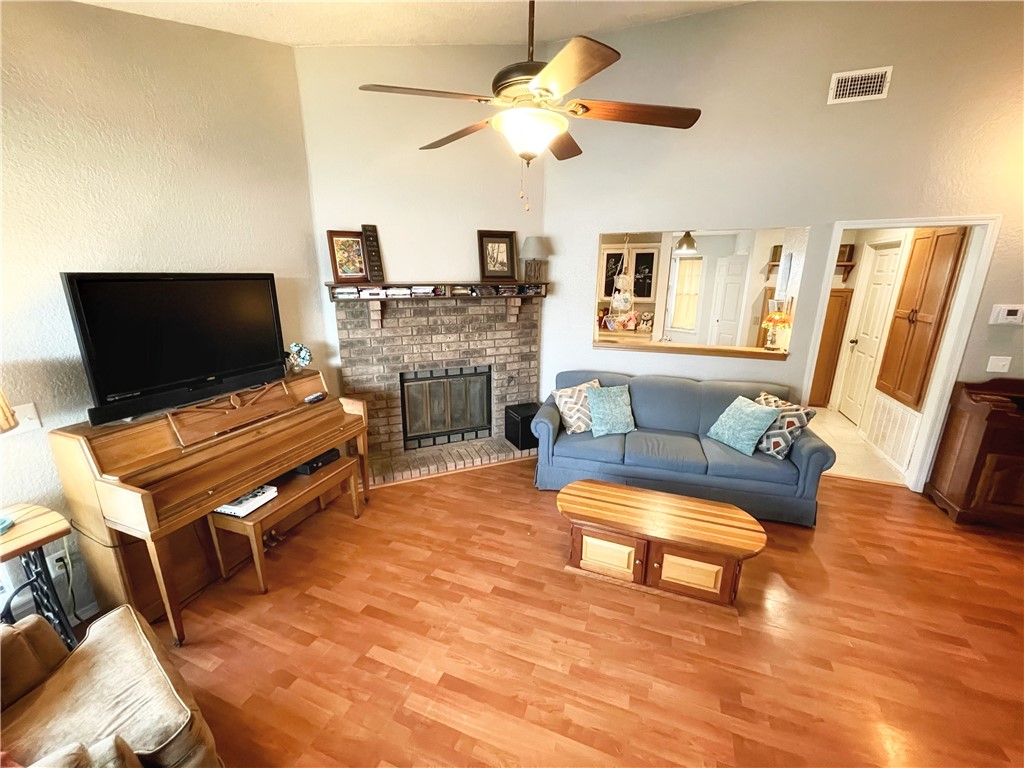 Apple Ridge - Residential