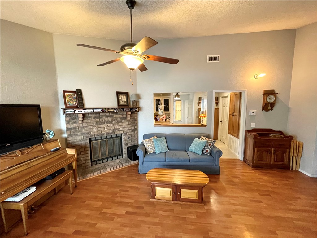 Apple Ridge - Residential
