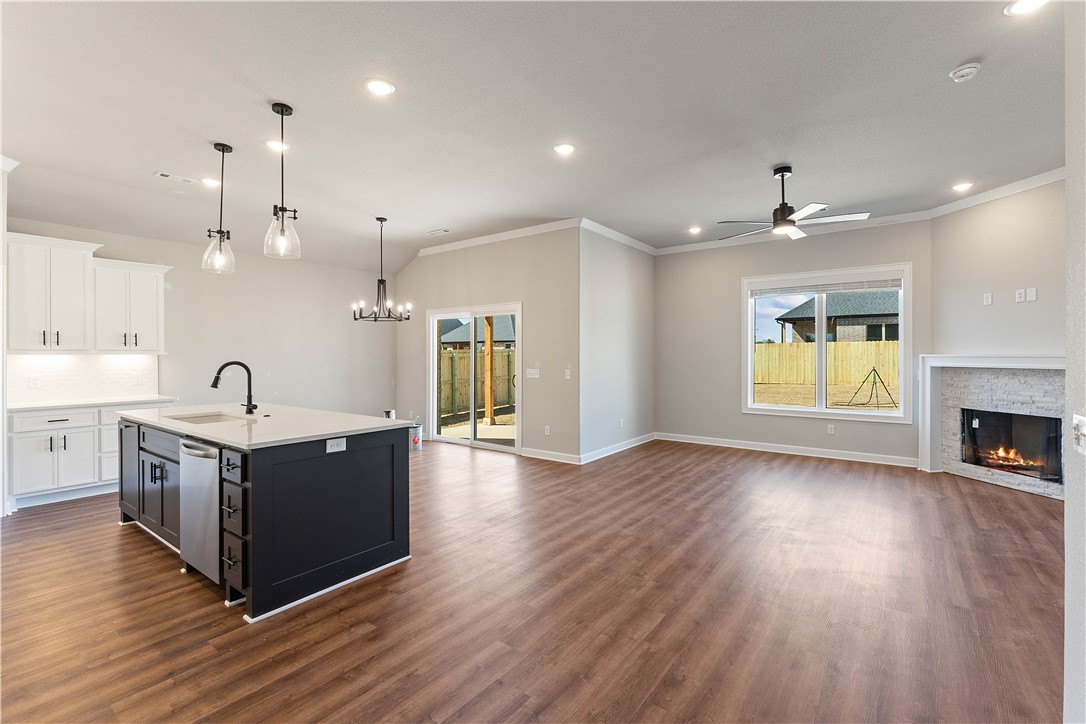 Yorktown Sub Ph 2 Pea Ridge - Residential Lease