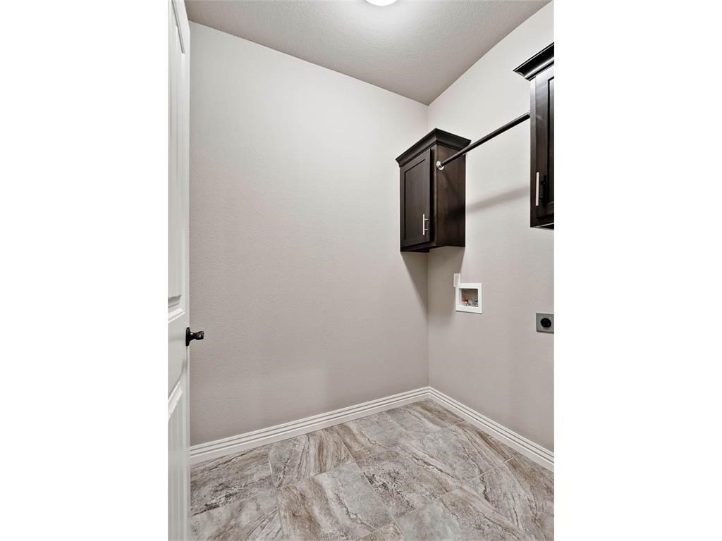 Hickory Hills - Residential