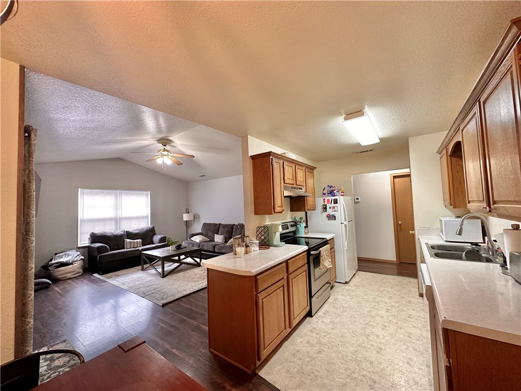 Quail Run Ph Iv Siloam Spgs - Residential