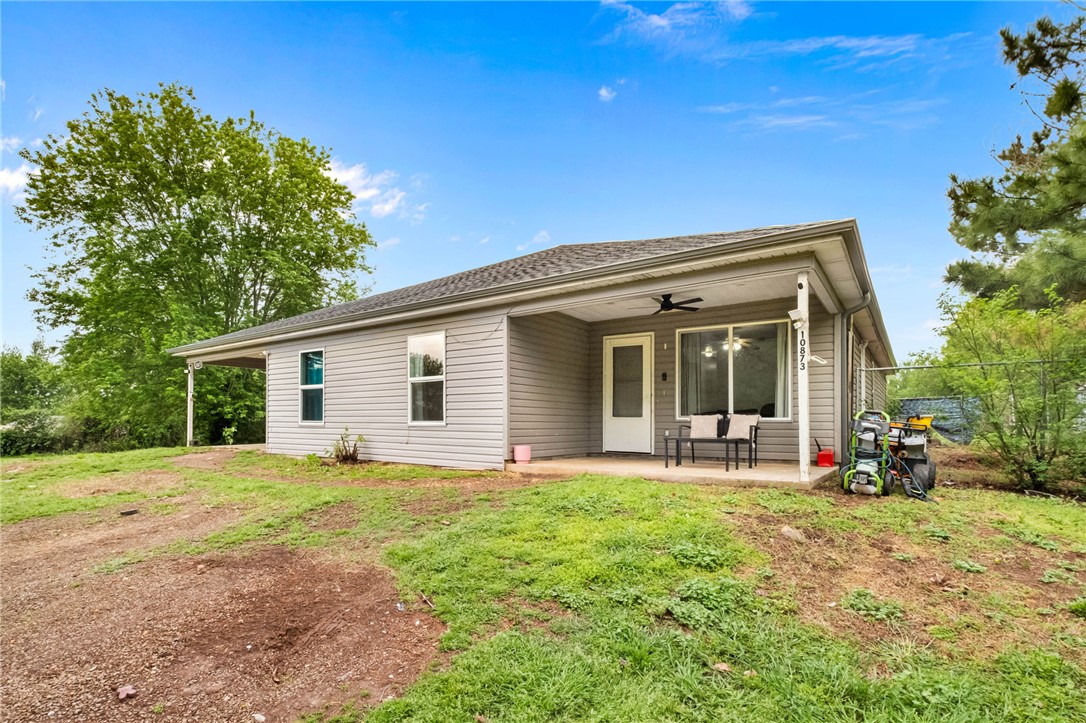 * INVESTORS * COLLEGE STUDENTS * PARENTS TO COLLEGE STUDENTS * FIRST TIME HOME BUYER LOOKING FOR ADDITIONAL INCOME * This is a duplex (both sides) being offered. BOTH SIDES will have appliances (including fridge and w/d), these units are 3 Bed/2 Full Bath on BOTH SIDES *** BUT *** garage has been converted into living space for an additional bedroom (with window)/closet space (w/in laundry). This property is situated on 1 ac mol and has city water, septic (there has been updates to the system recent), recently replaced roof and gutters, come see for yourself! Let's buy an investment property TODAY! Seller occupied/no income to reflect. 15 MIN TO U OF A!