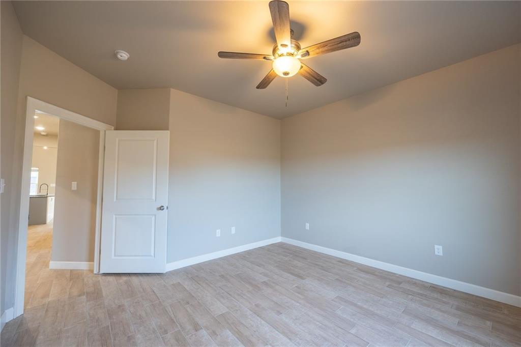 Valley Oaks - Residential Lease