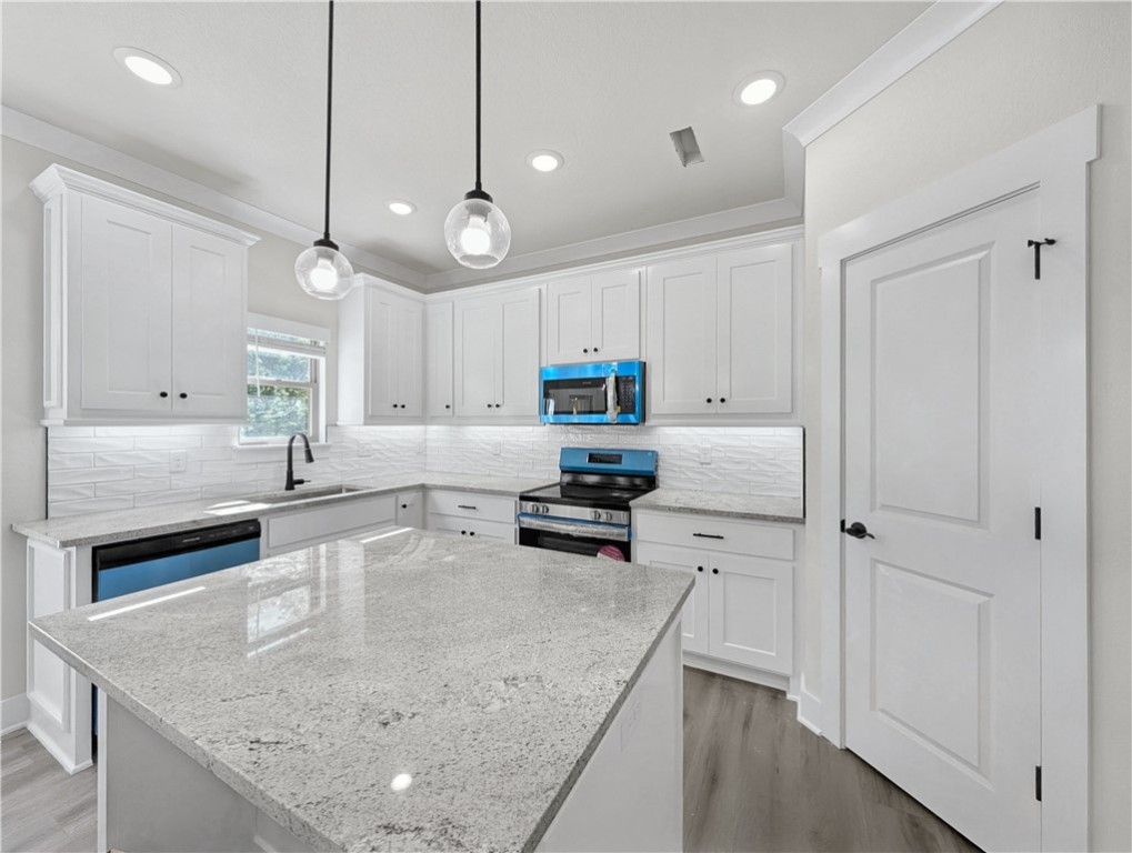 COULTER SUB-BVV - Residential Lease