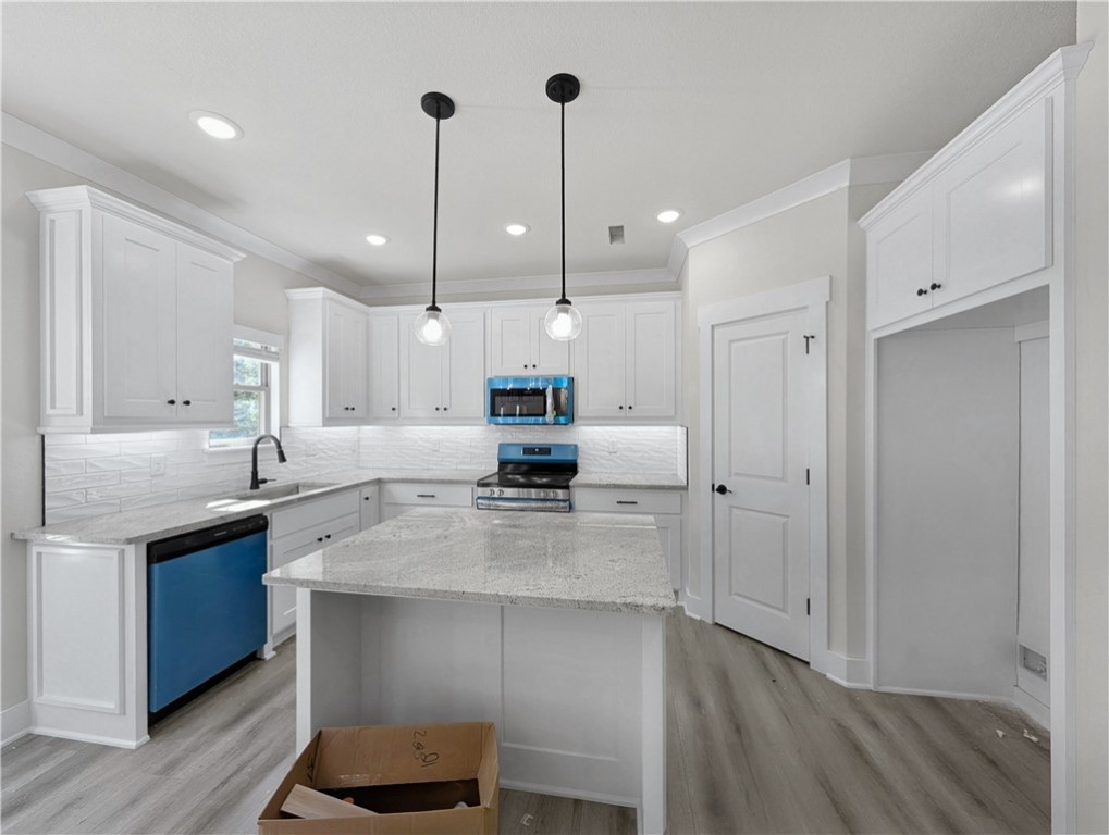 COULTER SUB-BVV - Residential Lease
