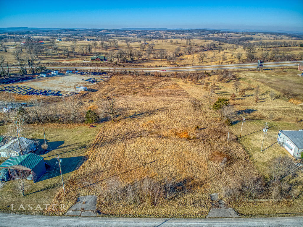 If you are looking for the right place to build a home for your business, look no further! This 5+/- acres with Highway 65 exposure will the public's eyes on you and your new business with ease! Call today to see this property with all kinds of potential!