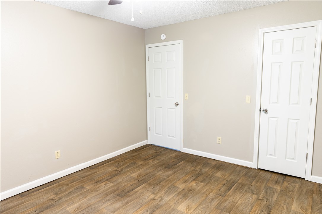 Townhouse Tct 3 A/K/A Drake Court Bvv - Residential