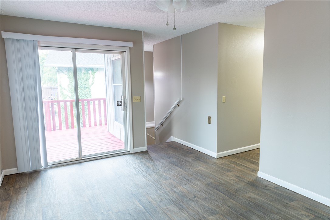 Townhouse Tct 3 A/K/A Drake Court Bvv - Residential