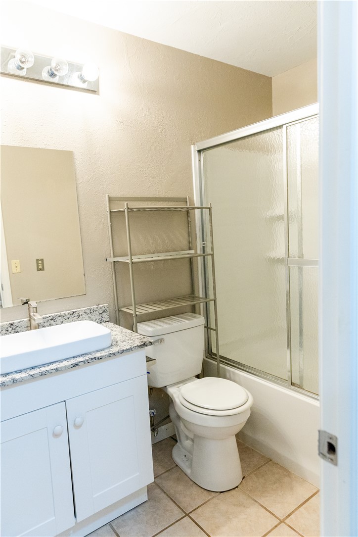 Townhouse Tct 3 A/K/A Drake Court Bvv - Residential