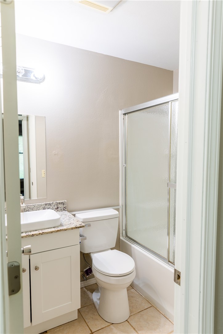 Townhouse Tct 3 A/K/A Drake Court Bvv - Residential