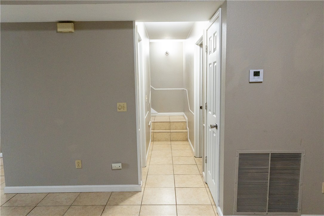 Townhouse Tct 3 A/K/A Drake Court Bvv - Residential