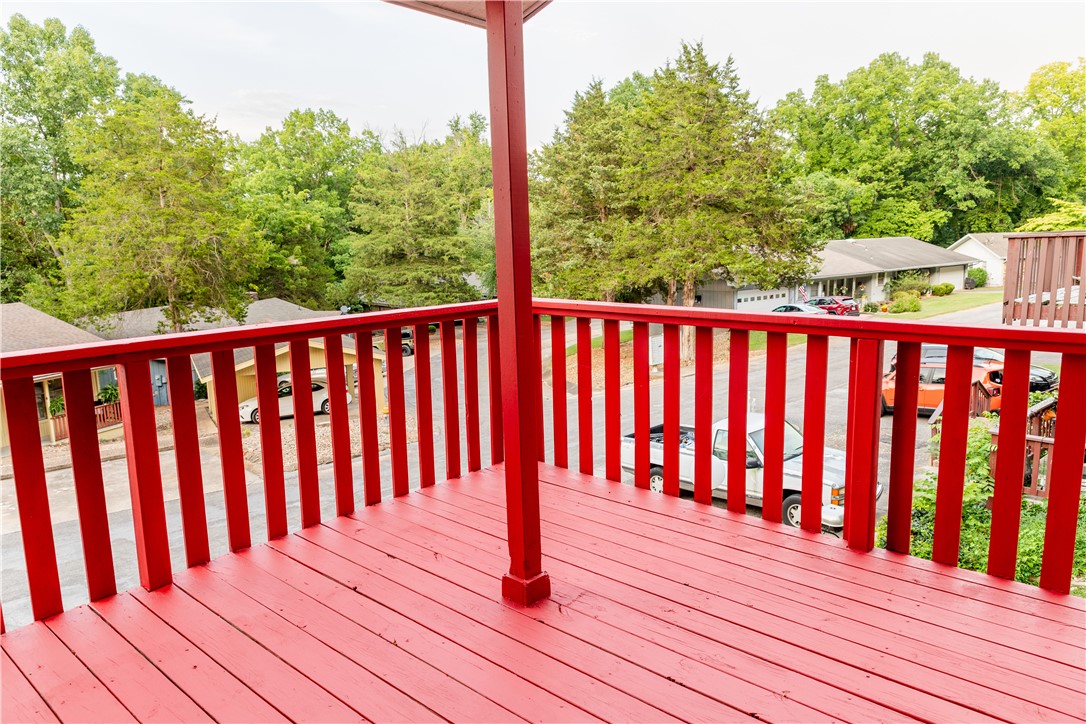 Townhouse Tct 3 A/K/A Drake Court Bvv - Residential
