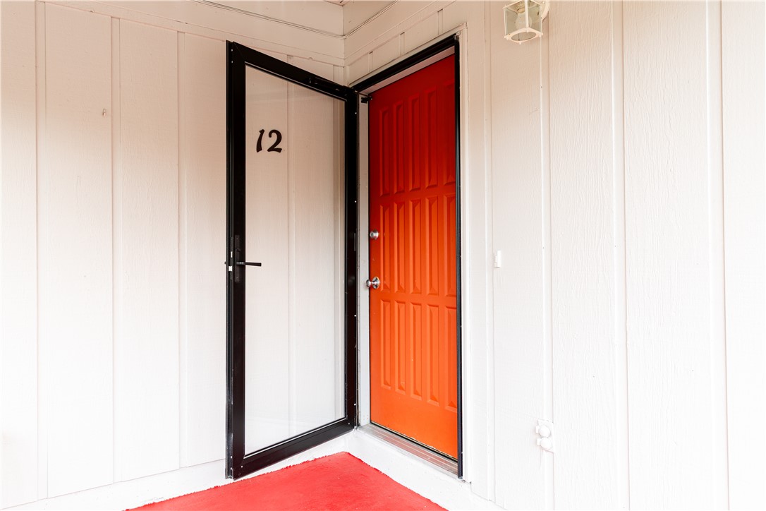 Townhouse Tct 3 A/K/A Drake Court Bvv - Residential