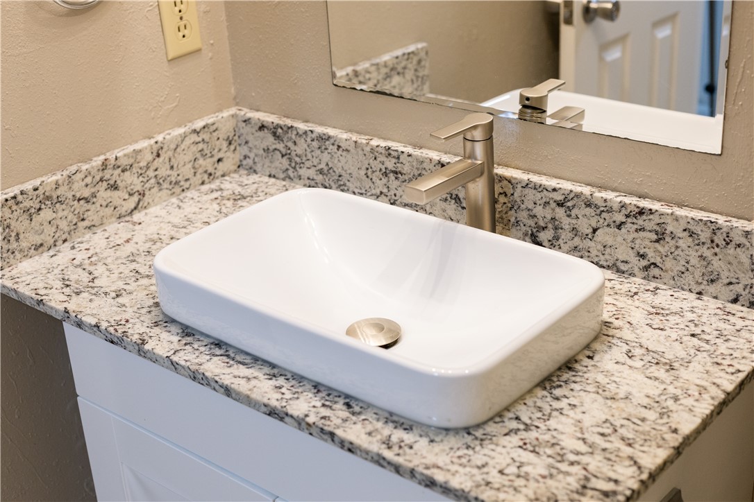 Townhouse Tct 3 A/K/A Drake Court Bvv - Residential