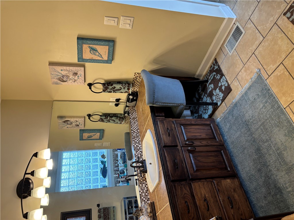 HILLTOP ESTATES - Residential