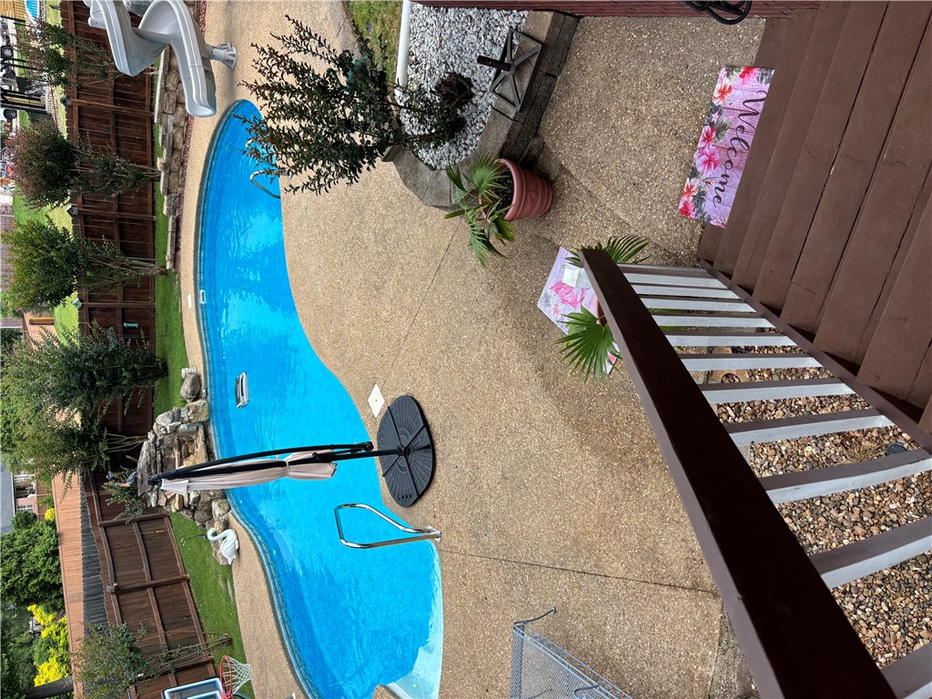HILLTOP ESTATES - Residential