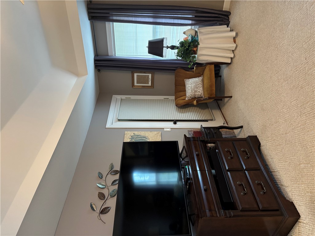 HILLTOP ESTATES - Residential